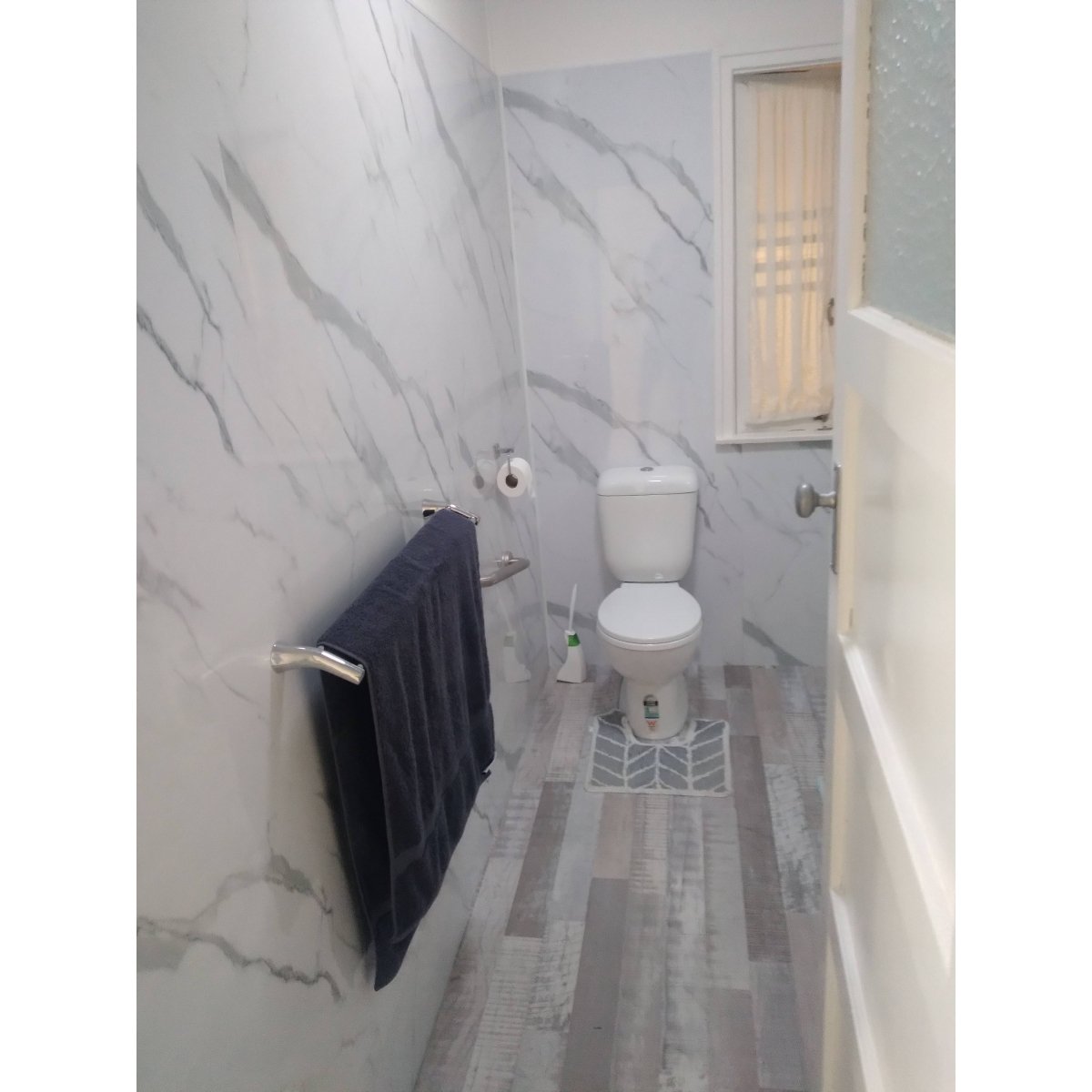 Calacatta Marble Wet Wall Panel - WallPanels.com.au