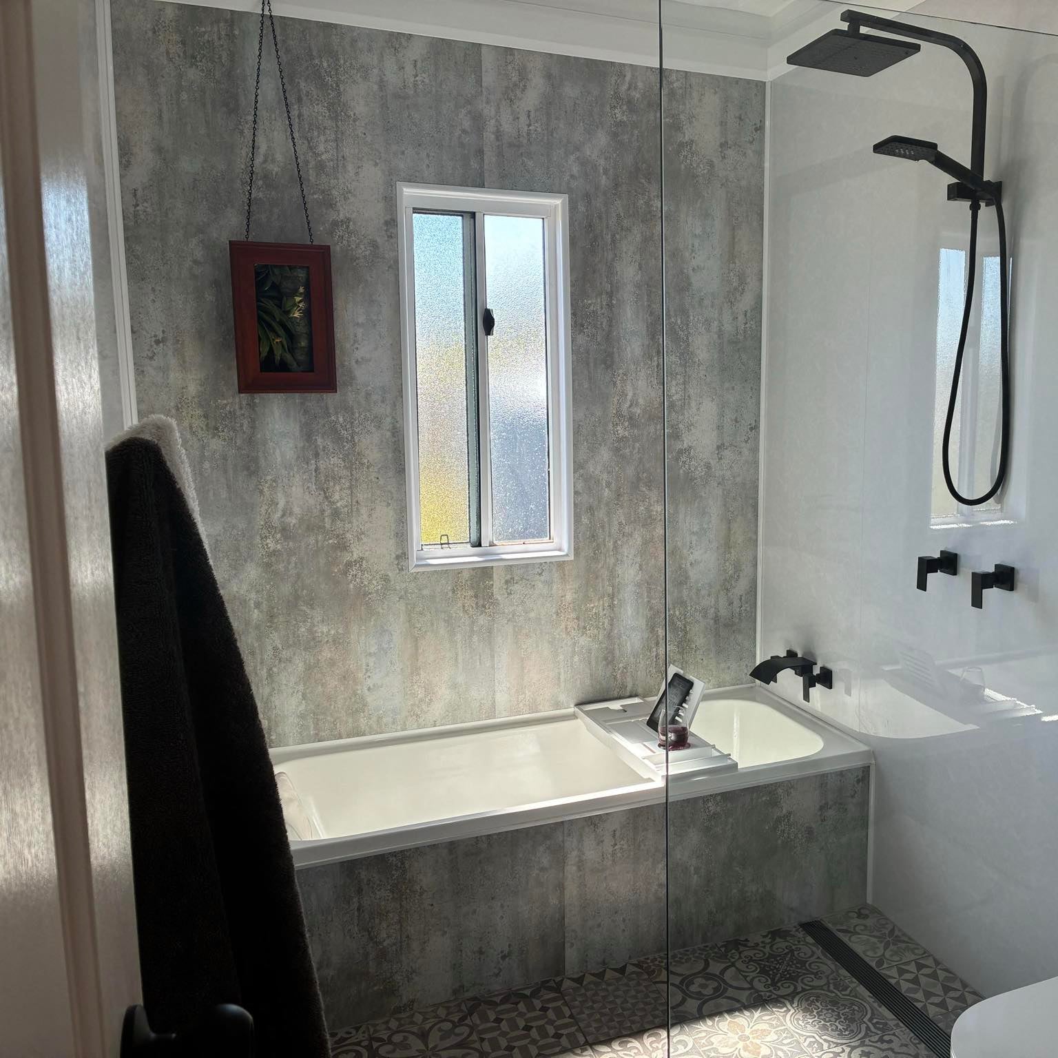 Weathered Stone Bathroom Wall Panel