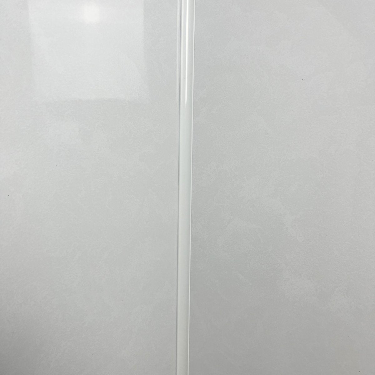 Pearl White Wet Wall Panel - WallPanels.com.au